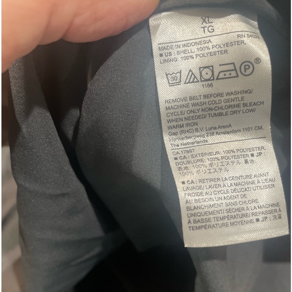 BANANA REPUBLIC XL blouse. Geometric pattern in shades of gray and black. EUC - Picture 7 of 8